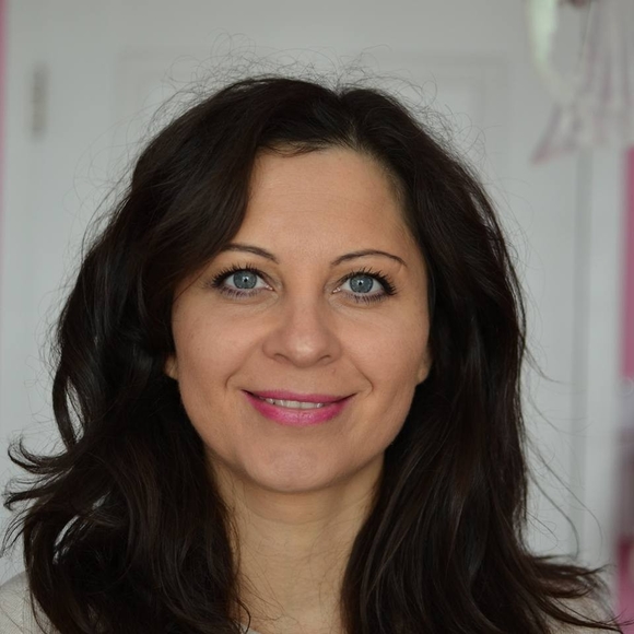 Meet your Posher, Marta - Picture 1 of 1